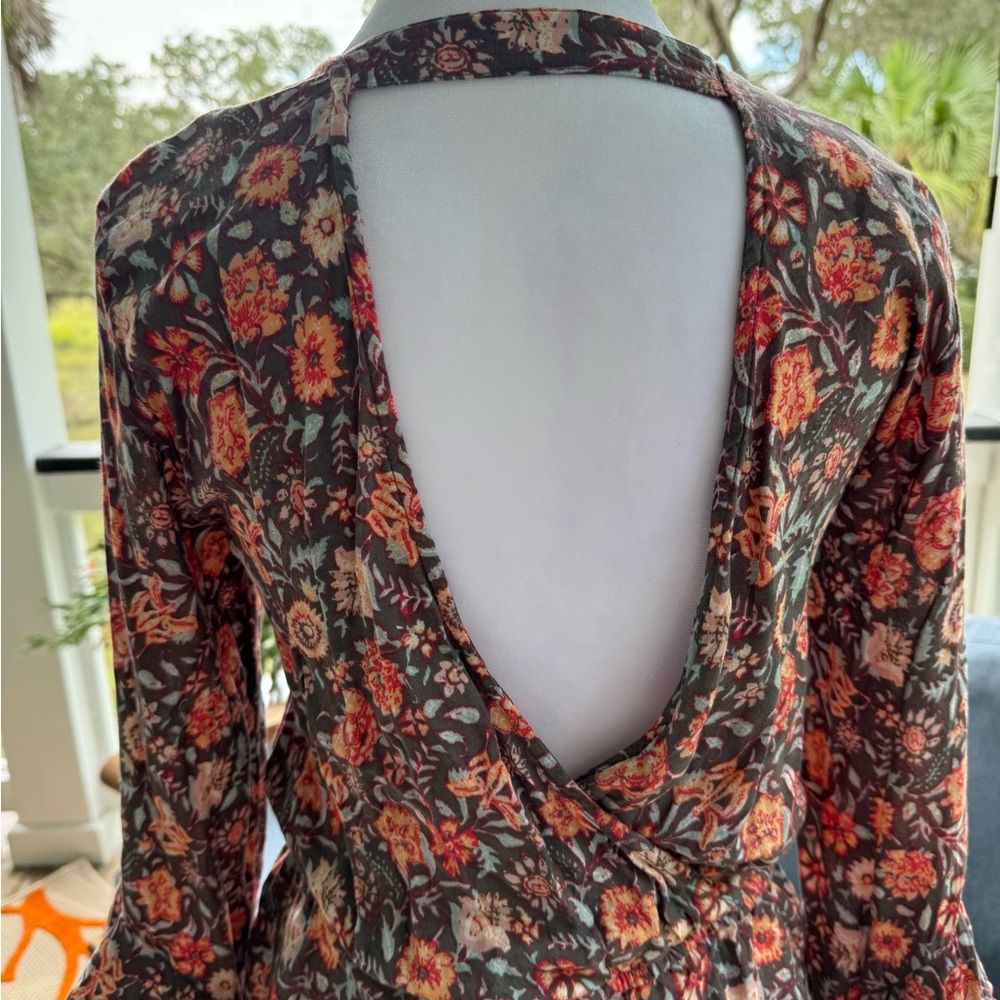 Jessica Simpson romper size small - Picture 2 of 6